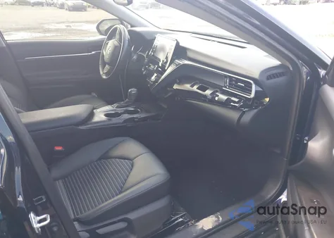 2022 Toyota Camry Se z USA, uszkodzony, nr VIN 4T1T11AK4NU673773